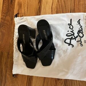 Alice and Olivia Black Women's Cross-Strap Sandals